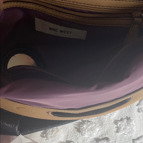 Nine West Black and Tan Clutch with Wooden Handle - Picture 4 of 5